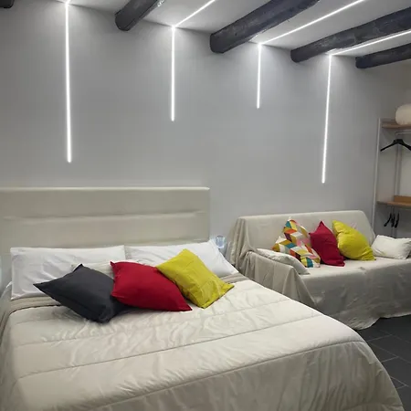 Rama-chiaia10 Appartamento Napoli